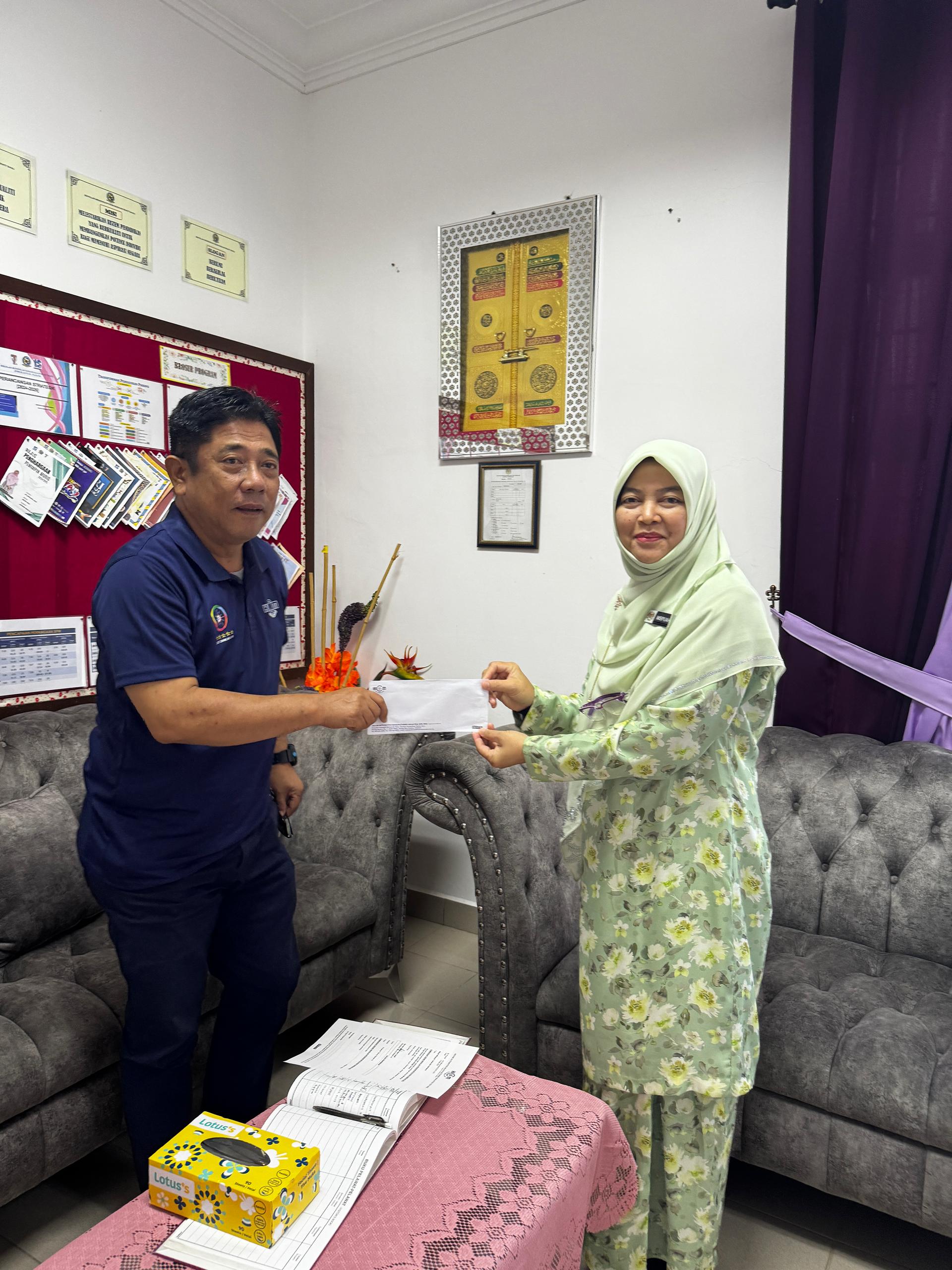 Program Sumbangan Kepada Surau Masjid Dan Tahfiz