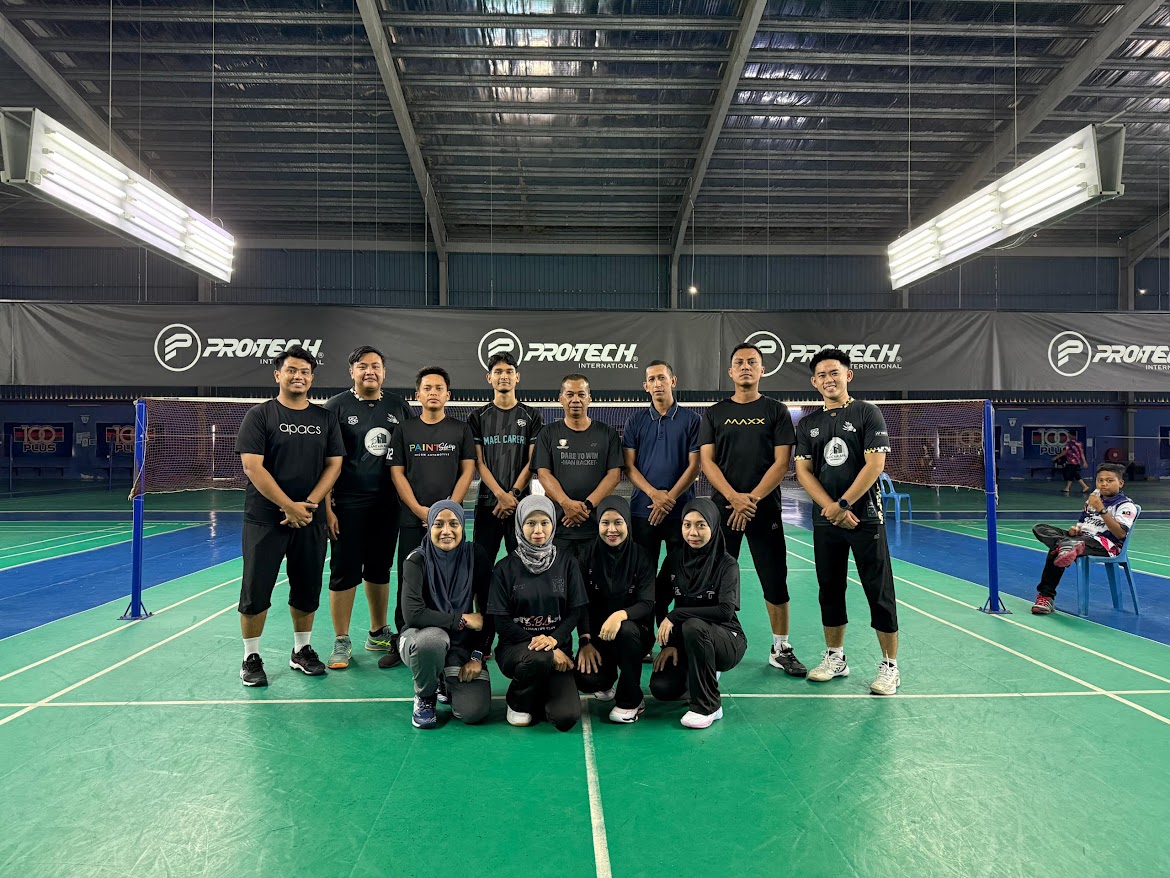 Kejohanan Badminton Antara Kompleks DRB Pekan